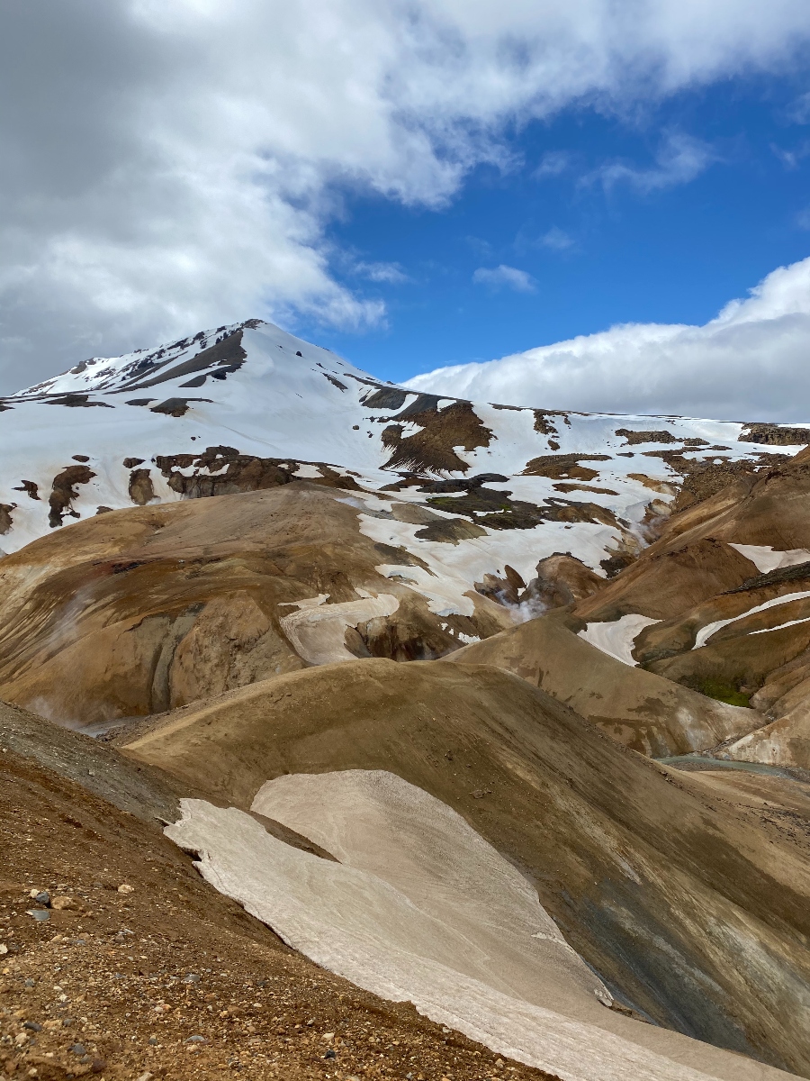 Hiking the stunning Kerlingarfjöll in the Icelandic Highlands